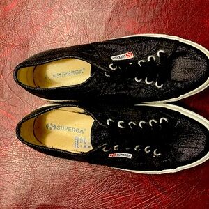 SUPERGA BLACK SHIMMER UNISEX SNEAKER!!  AMAZING!! EXCELLENT CONDITION!